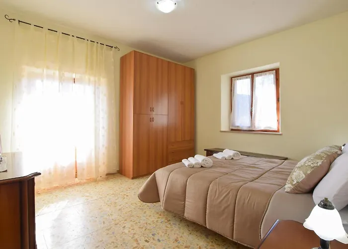 3 Bedroom Amazing In Portole Кортона